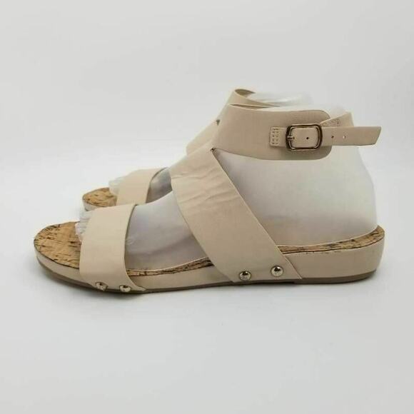Restricted Womens Ankle Strap Buckle Flat Sandals Beige Size 8.5 - Picture 2 of 12